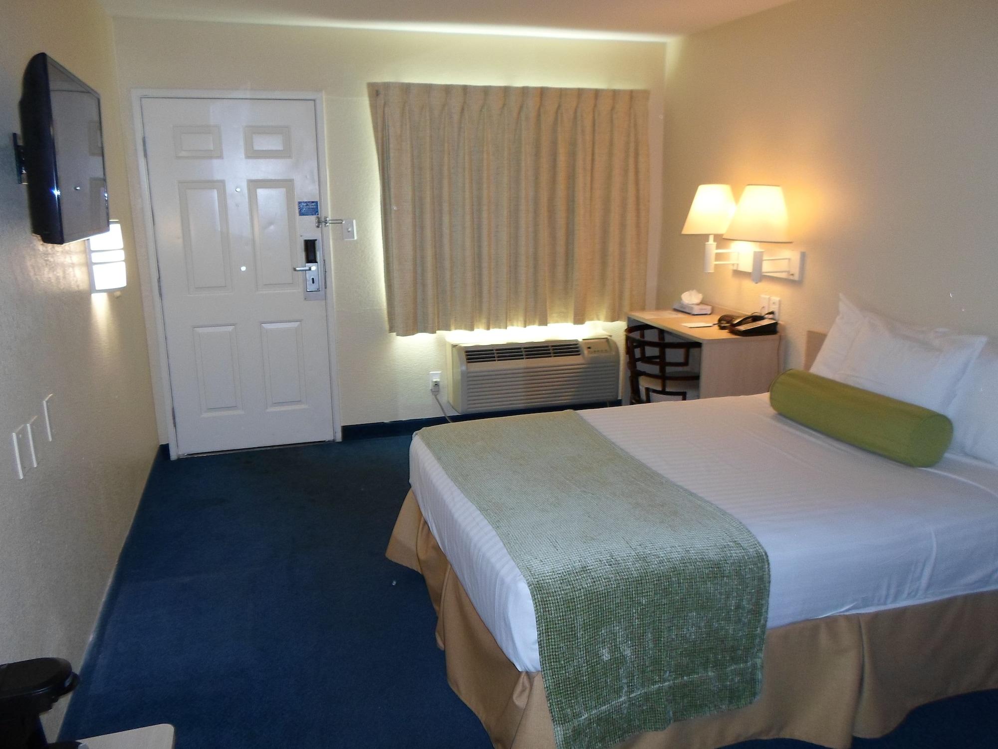 Howard Johnson By Wyndham Las Vegas Near The Strip Exterior photo