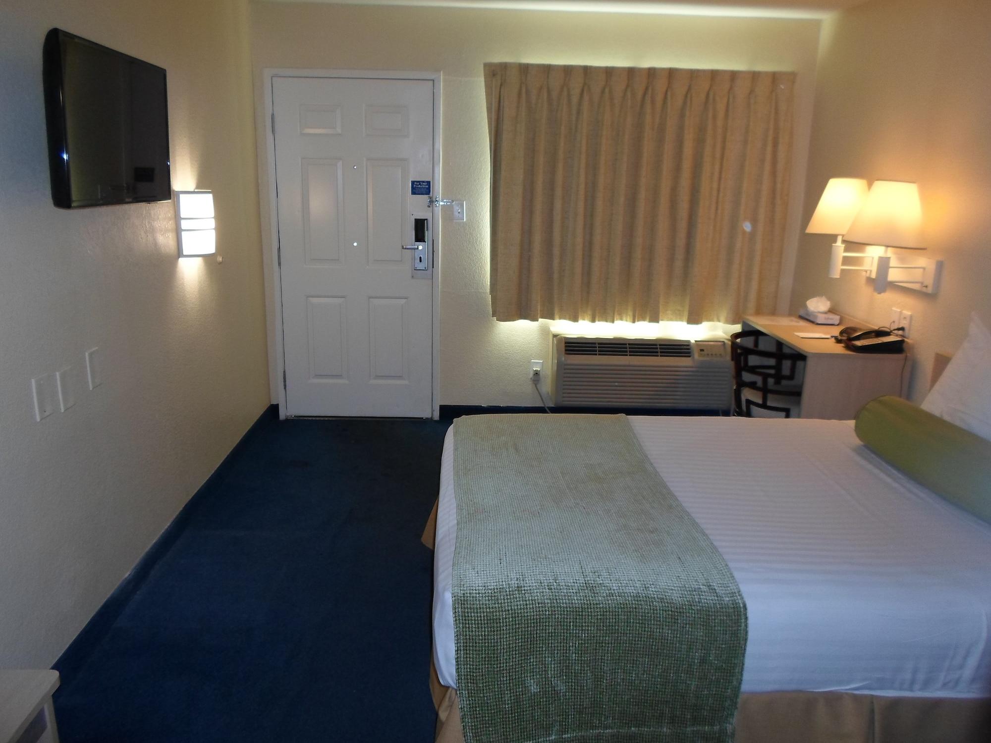 Howard Johnson By Wyndham Las Vegas Near The Strip Exterior photo